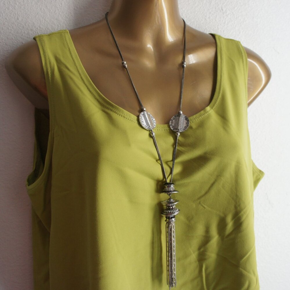 Silver Chain With Design Sheets / Circle Necklace - image 1